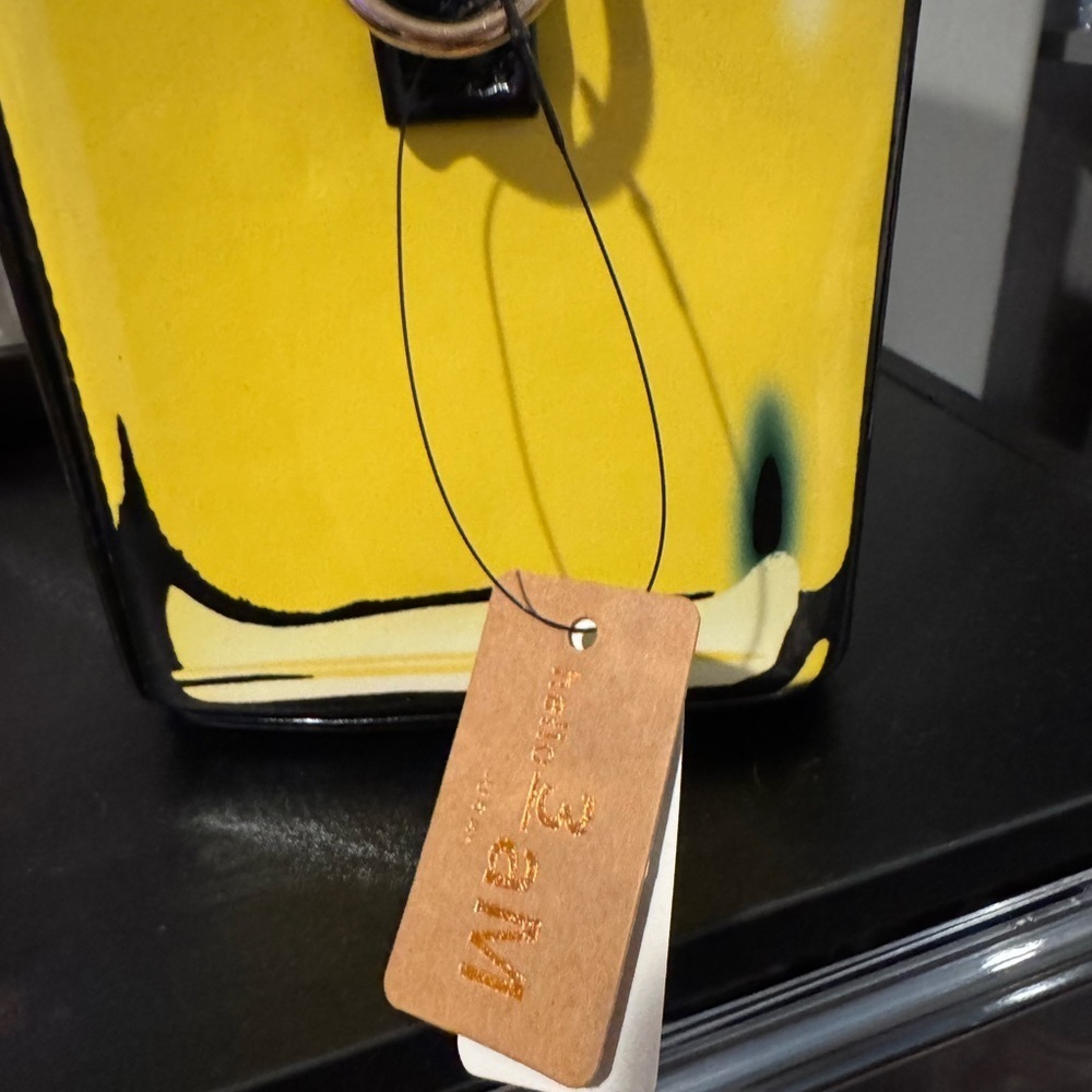 Nail Polish Yellow Crossbody Bag - Picture 4 of 8